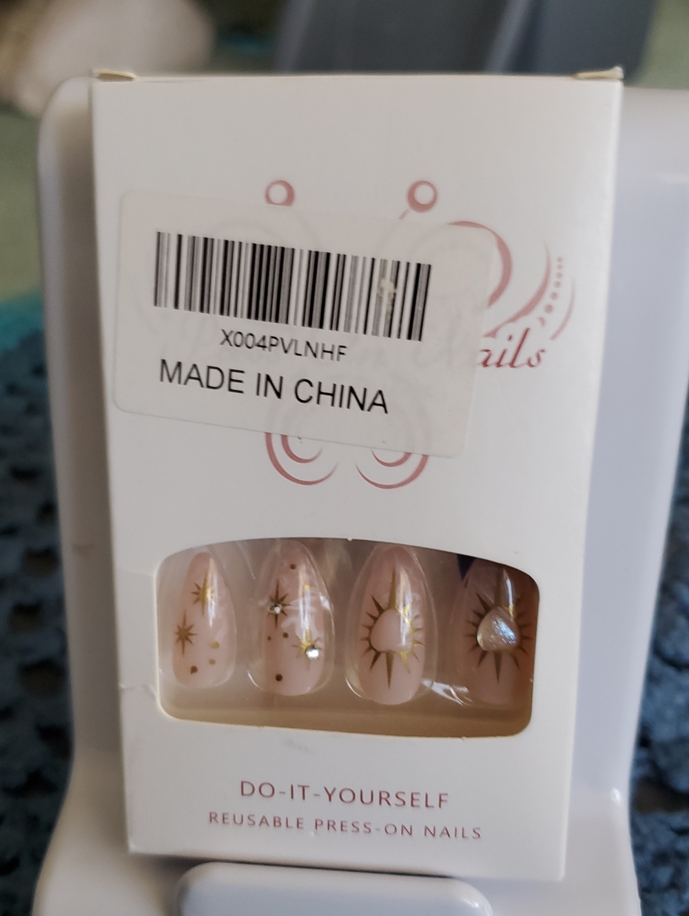 Reusable Press On Nails Nude Pink with Gold Stars #14